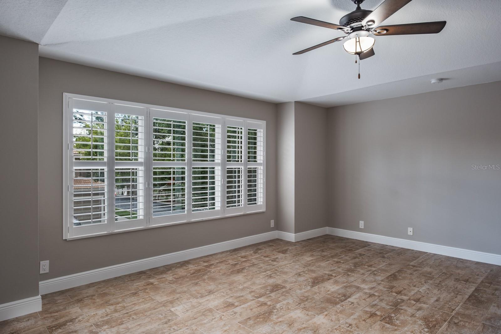 3298 COVERED BRIDGE DR W — photo 37