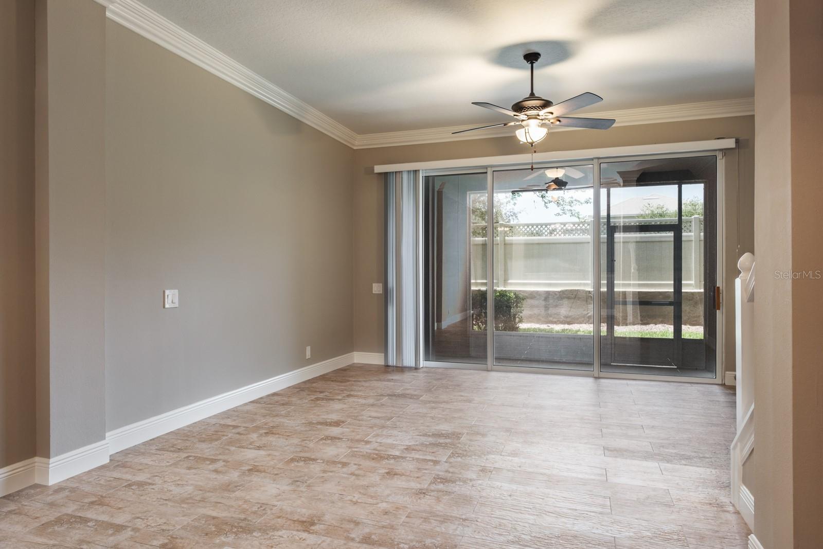 3298 COVERED BRIDGE DR W — photo 8