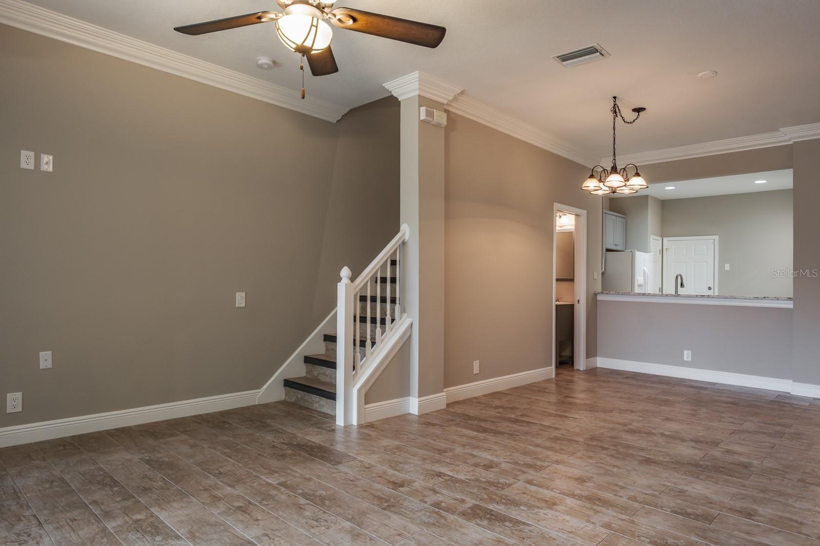 3298 COVERED BRIDGE DR W — photo 12