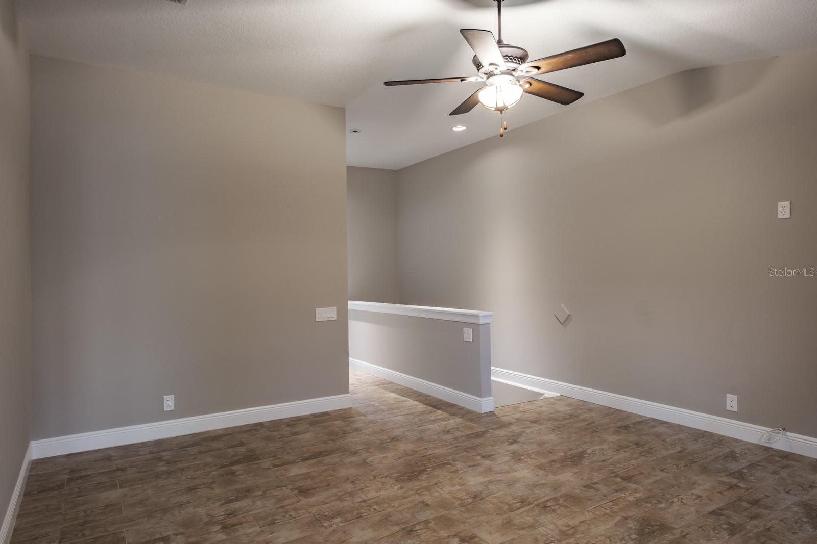 3298 COVERED BRIDGE DR W — photo 25
