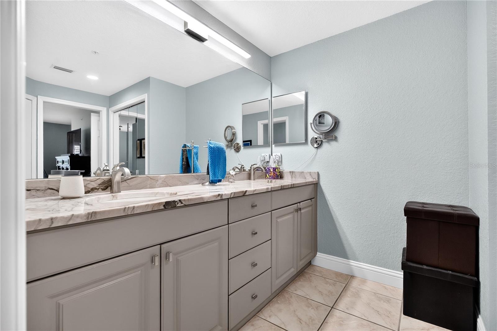 7685 SWEETBAY CIR #NA — photo 16