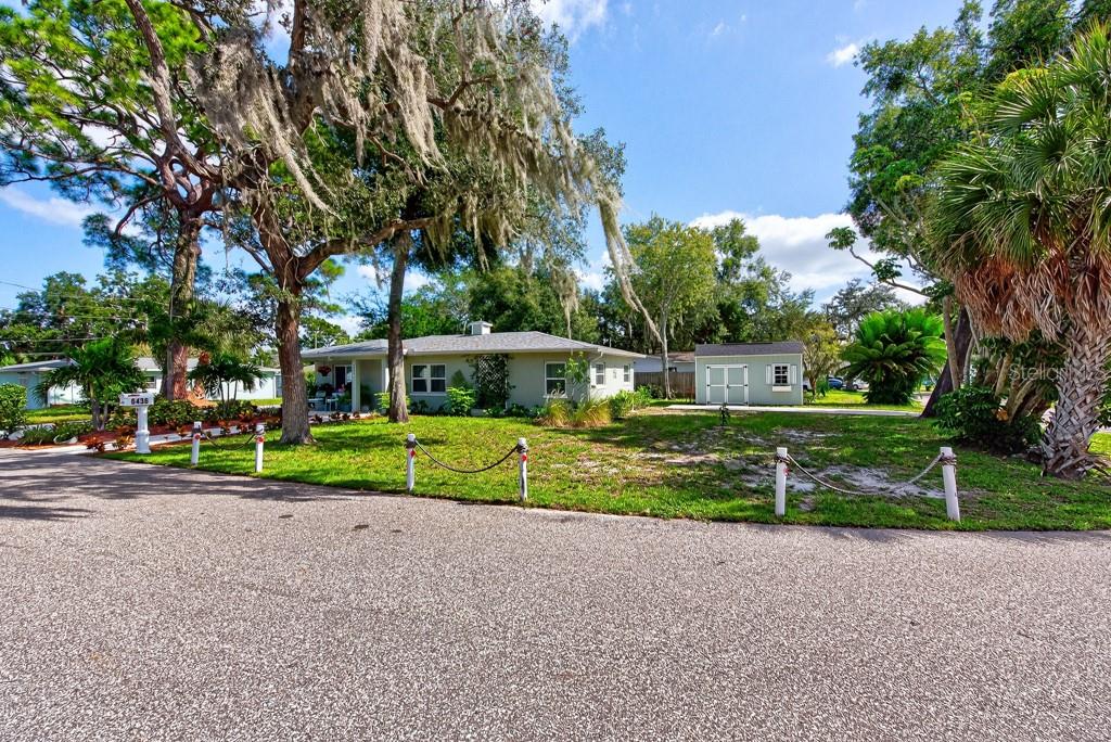 6436 LAMBERT LN — photo 42