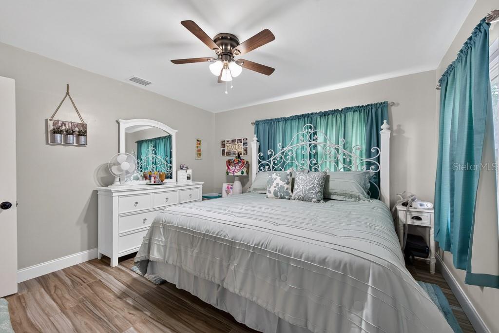6436 LAMBERT LN — photo 23