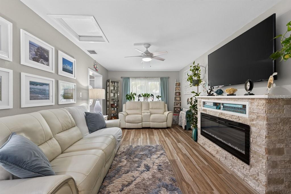 6436 LAMBERT LN — photo 20