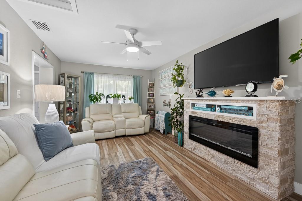 6436 LAMBERT LN — photo 21
