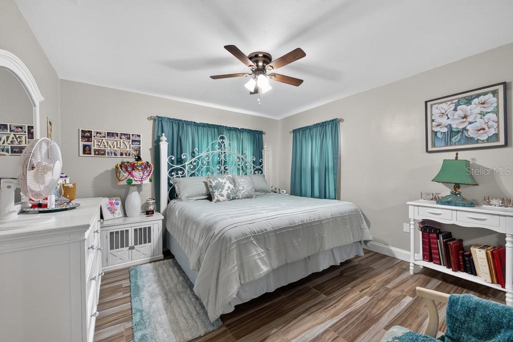 6436 LAMBERT LN — photo 22