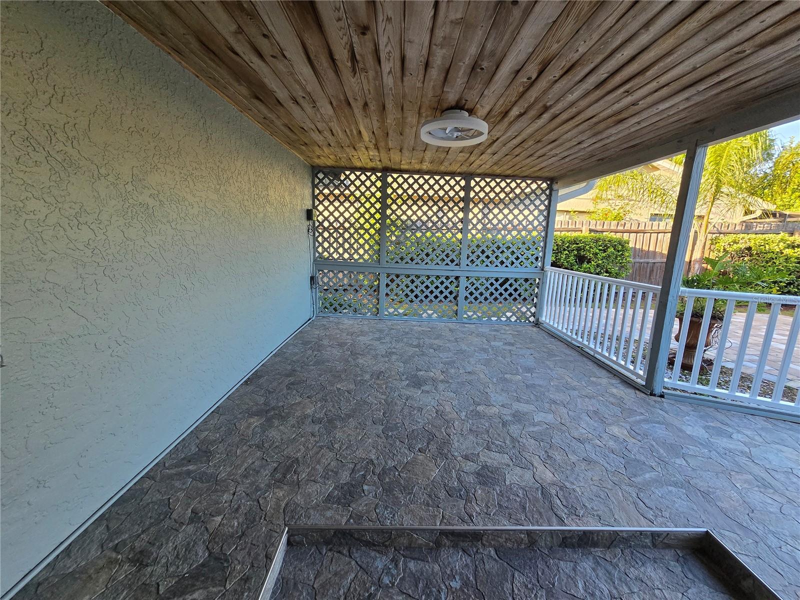 1007 VINEYARD CT — photo 10