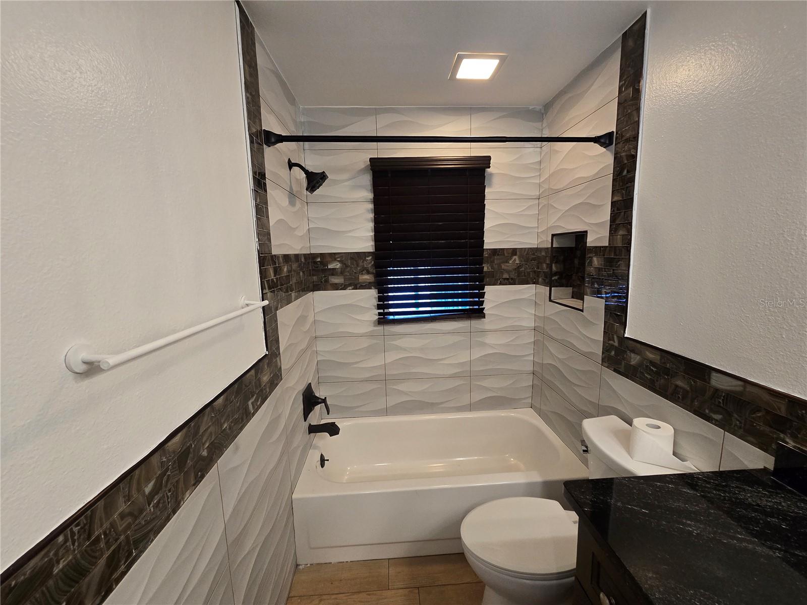 1007 VINEYARD CT — photo 27