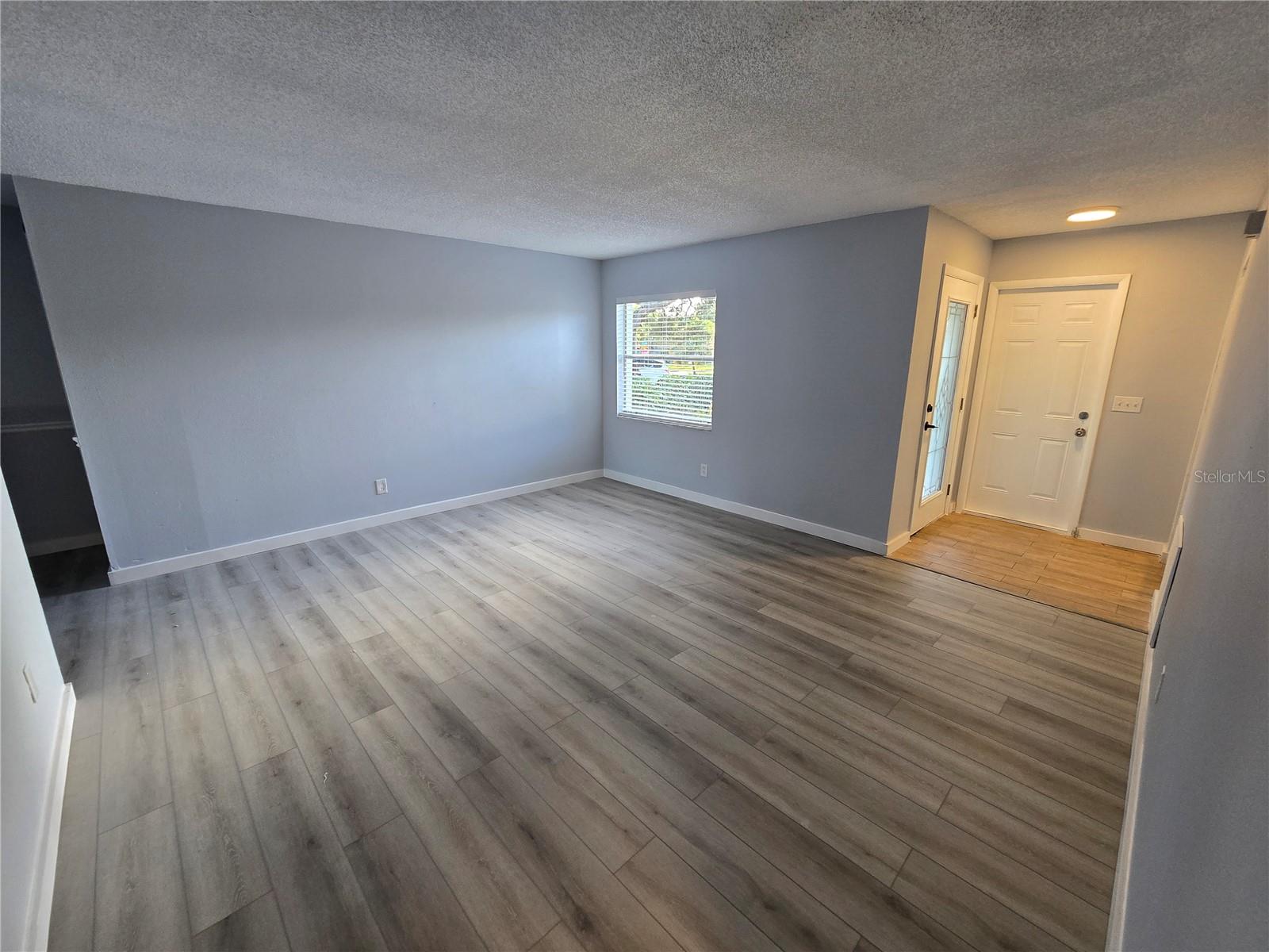 1007 VINEYARD CT — photo 26
