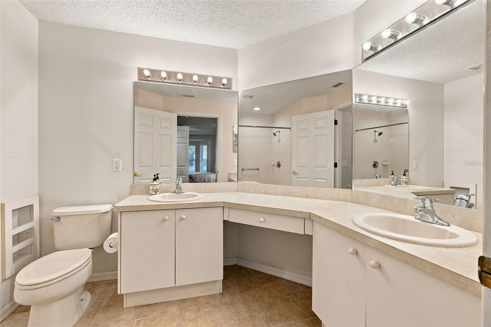 1149 WOLFORD DR — photo 20
