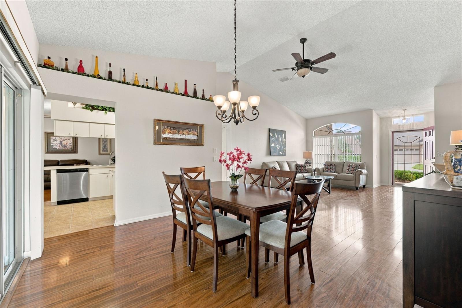 1149 WOLFORD DR — photo 8