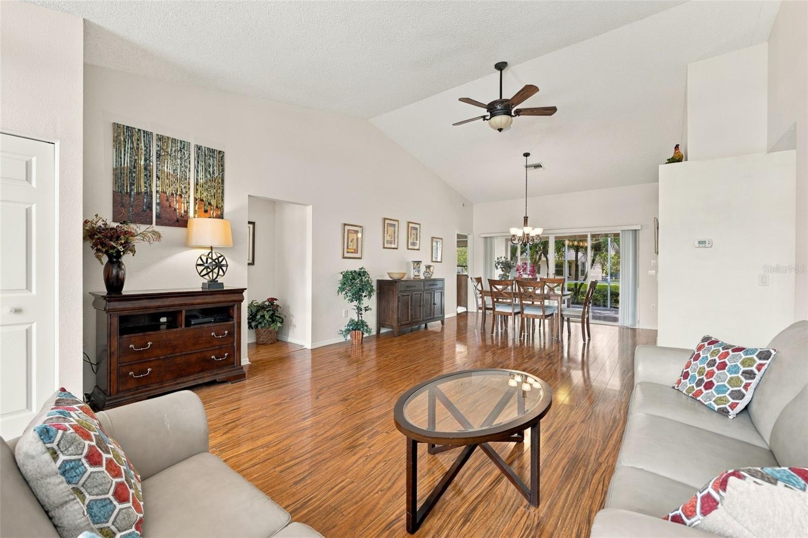 1149 WOLFORD DR — photo 6