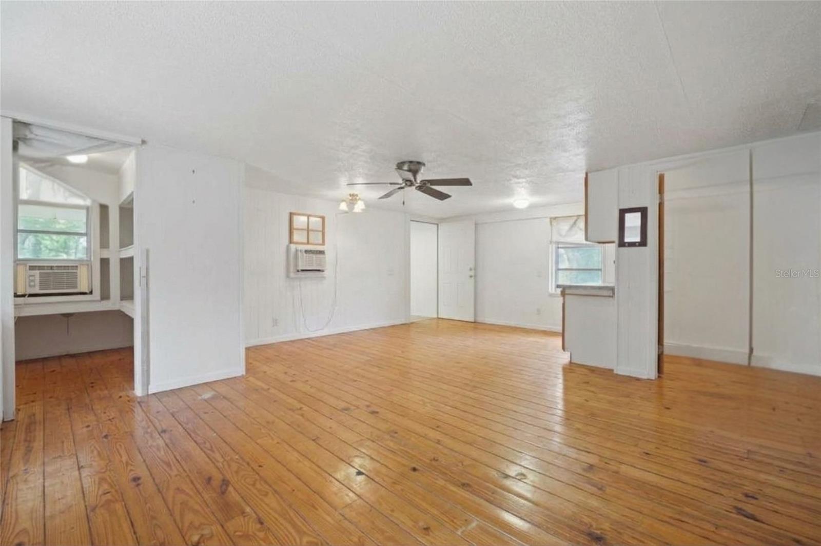 8634 23RD ST — photo 32