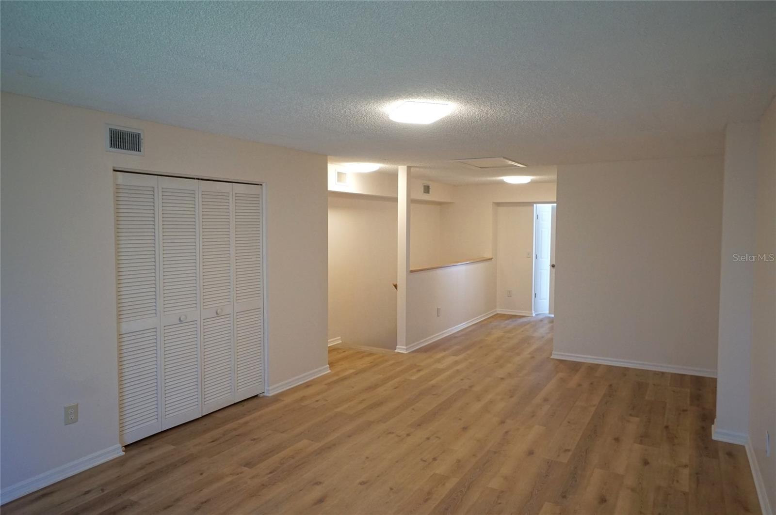 296 WINCHESTER WAY — photo 20