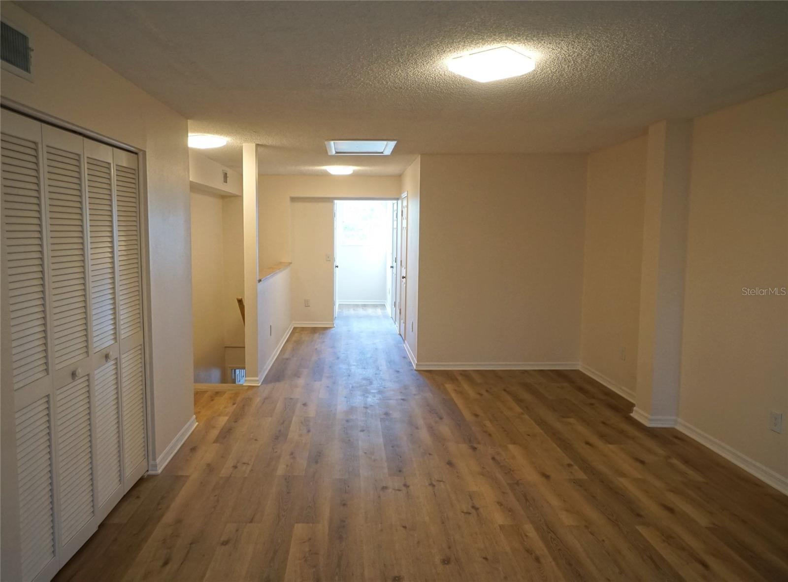 296 WINCHESTER WAY — photo 21