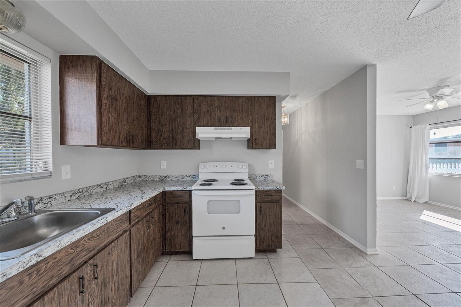 220 COLONIA LN E — photo 14