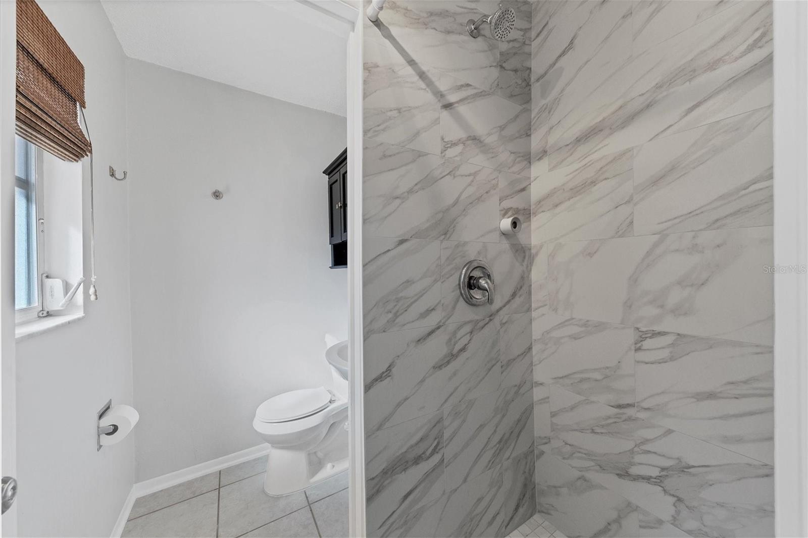 220 COLONIA LN E — photo 24