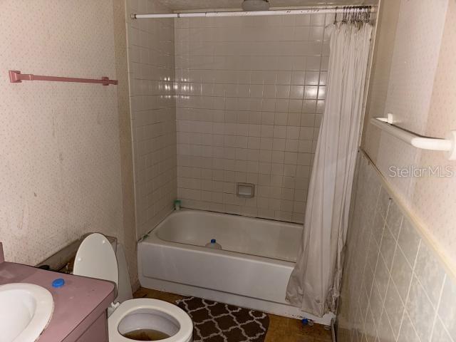 4825 VICTORIA AVE — photo 21