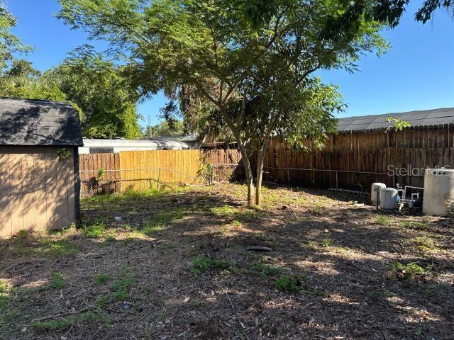 4825 VICTORIA AVE — photo 4