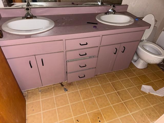 4825 VICTORIA AVE — photo 22