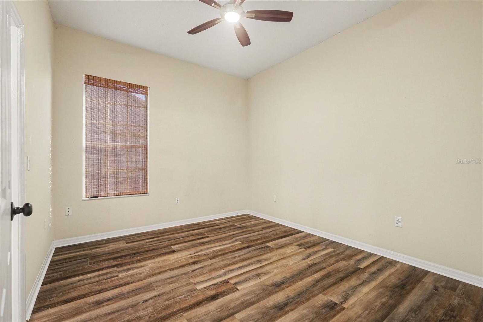 12339 ROSELAND DR — photo 30