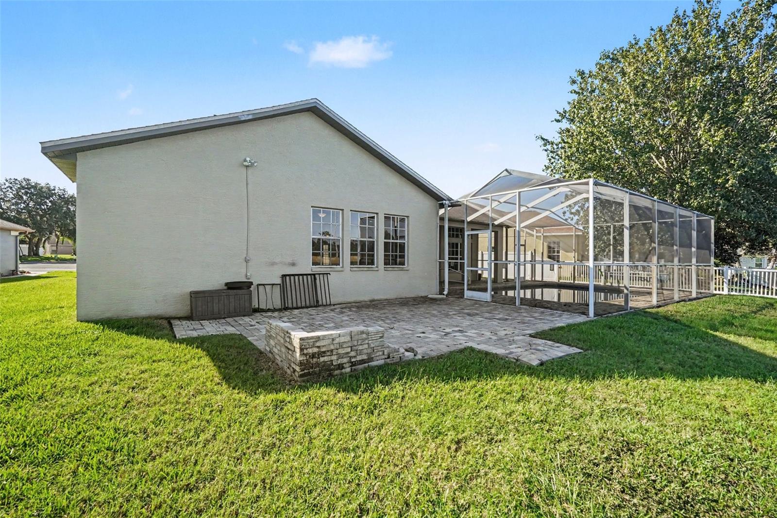 12339 ROSELAND DR — photo 35