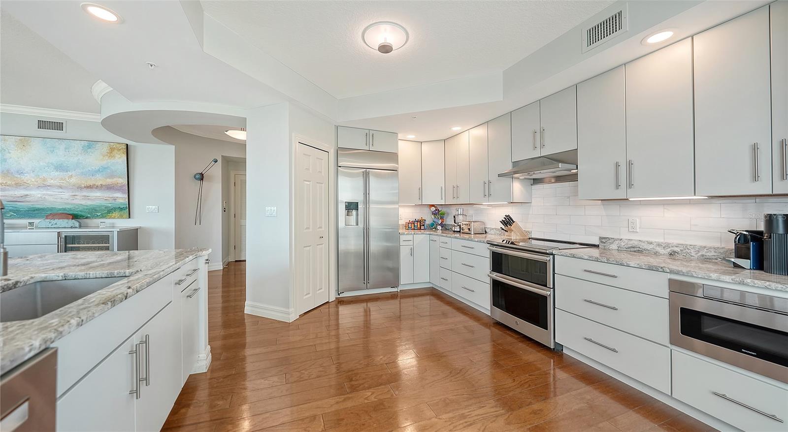 409 N POINT RD #601 — photo 13