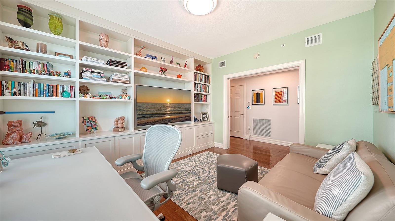 409 N POINT RD #601 — photo 32