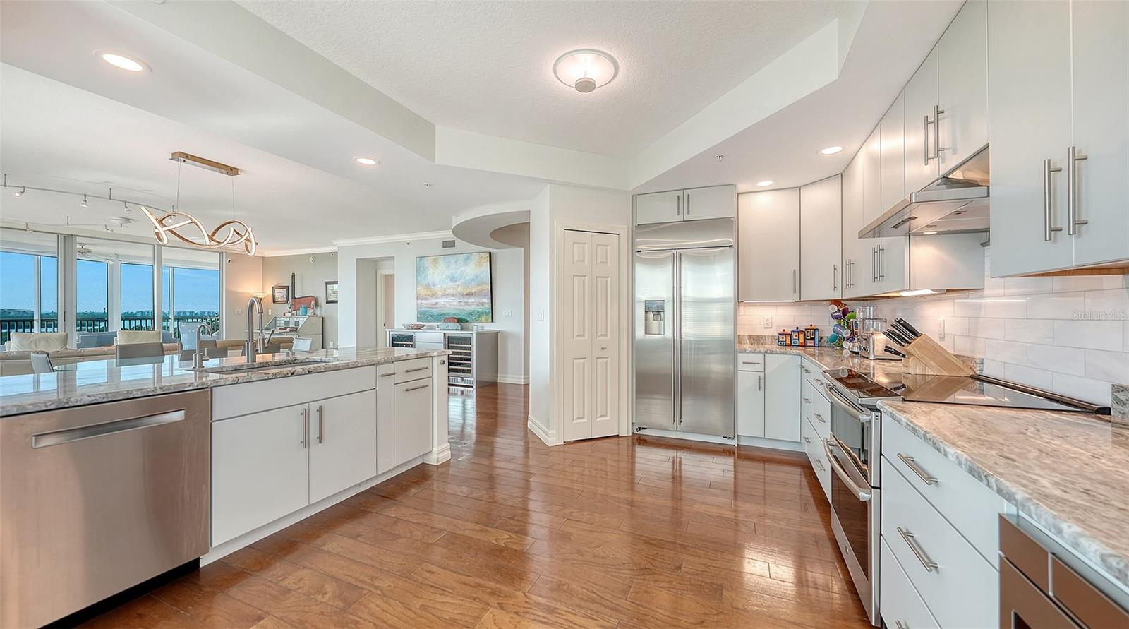 409 N POINT RD #601 — photo 12
