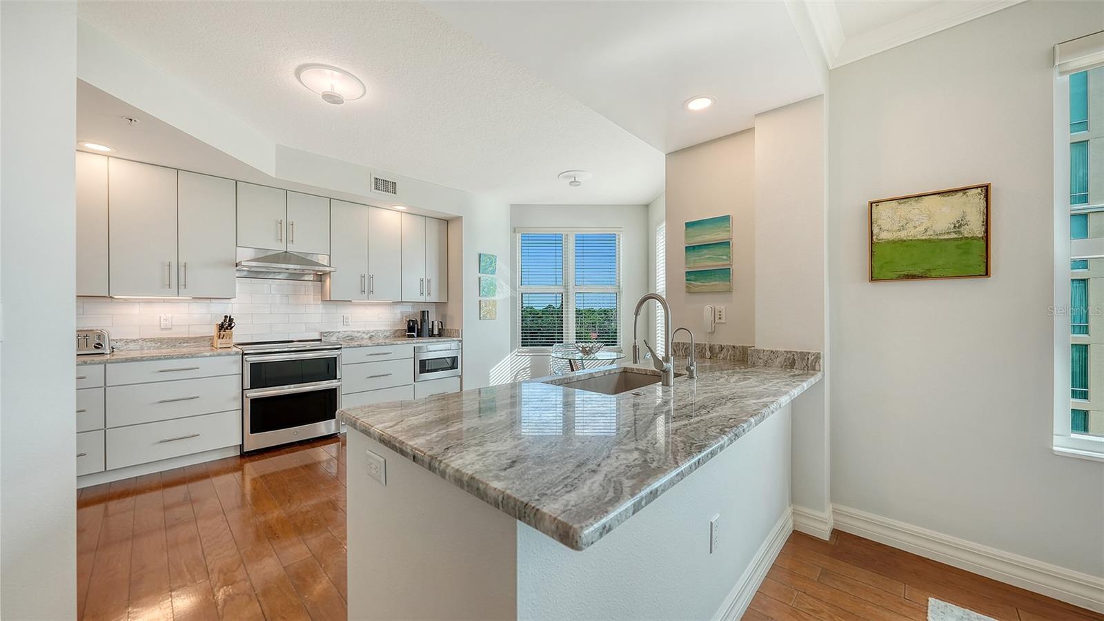 409 N POINT RD #601 — photo 10