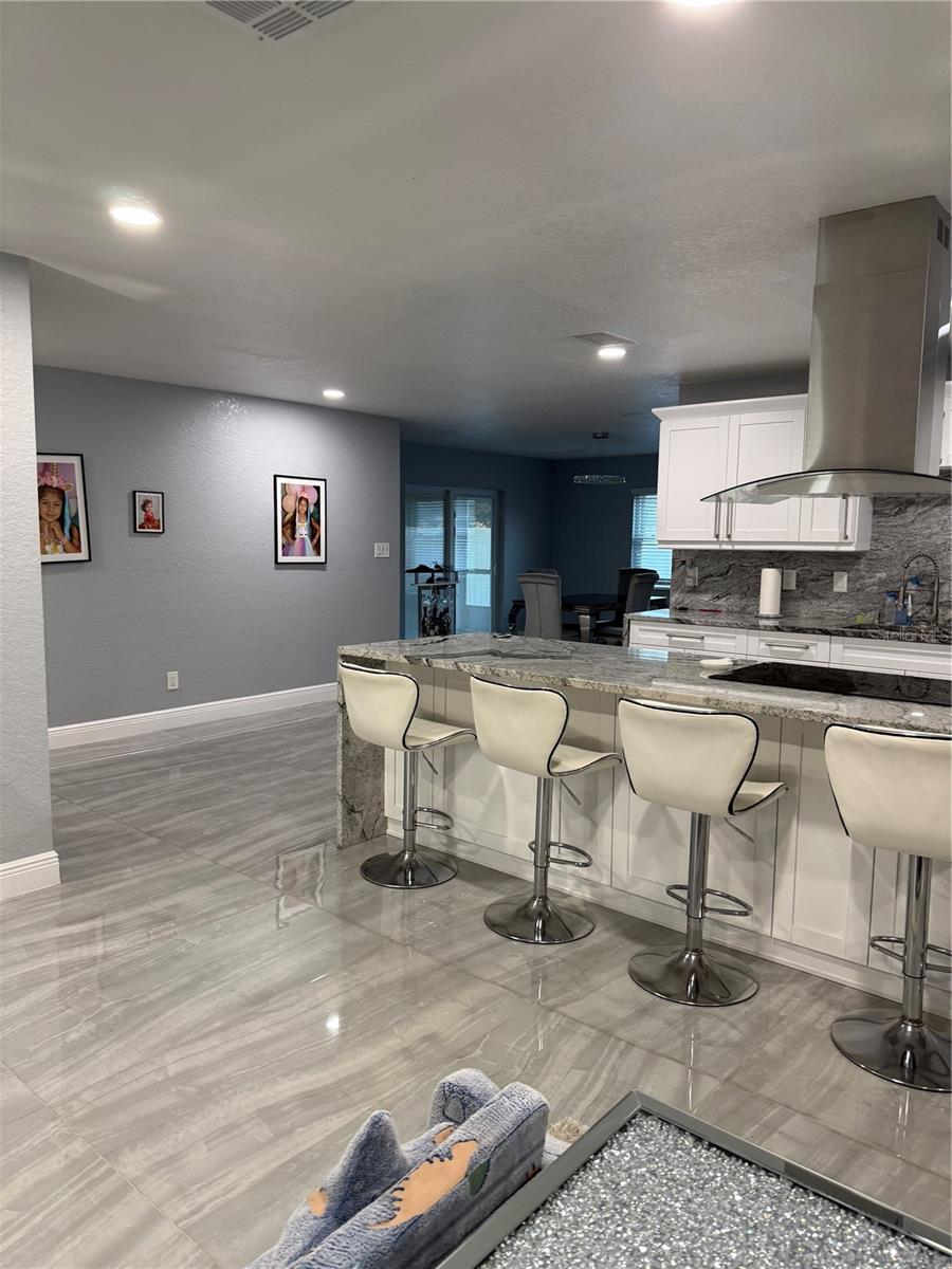 2803 W POWHATAN AVE — photo 10