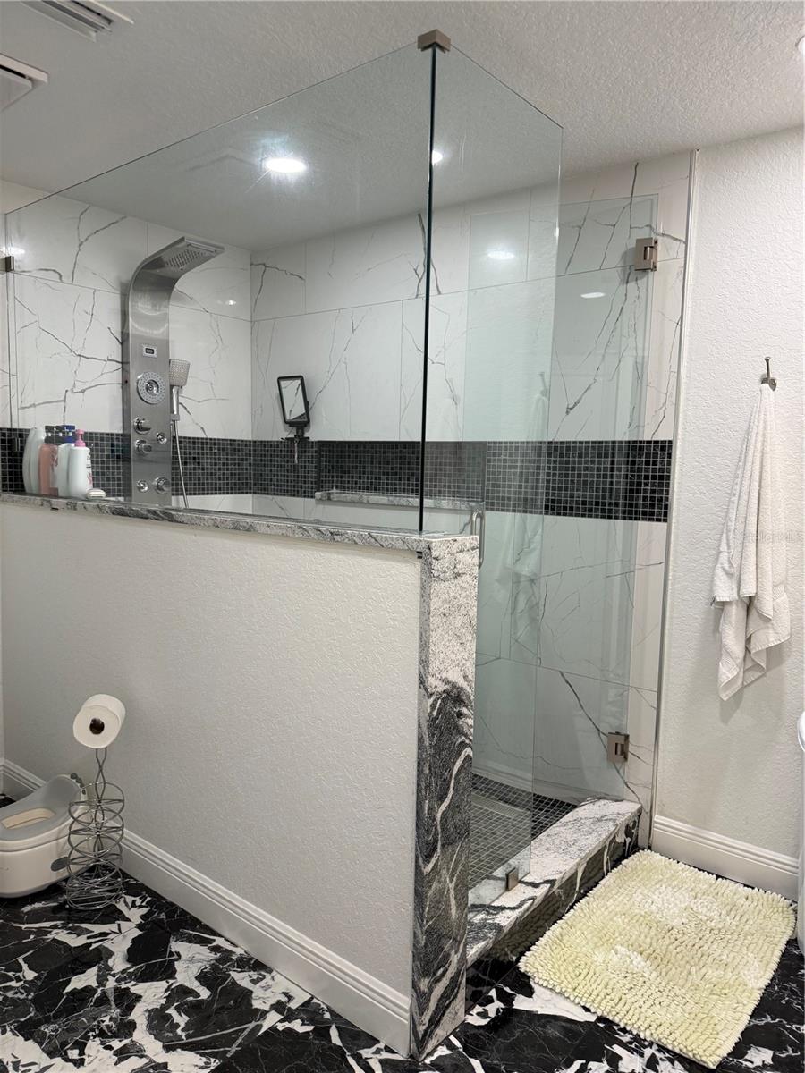 2803 W POWHATAN AVE — photo 21