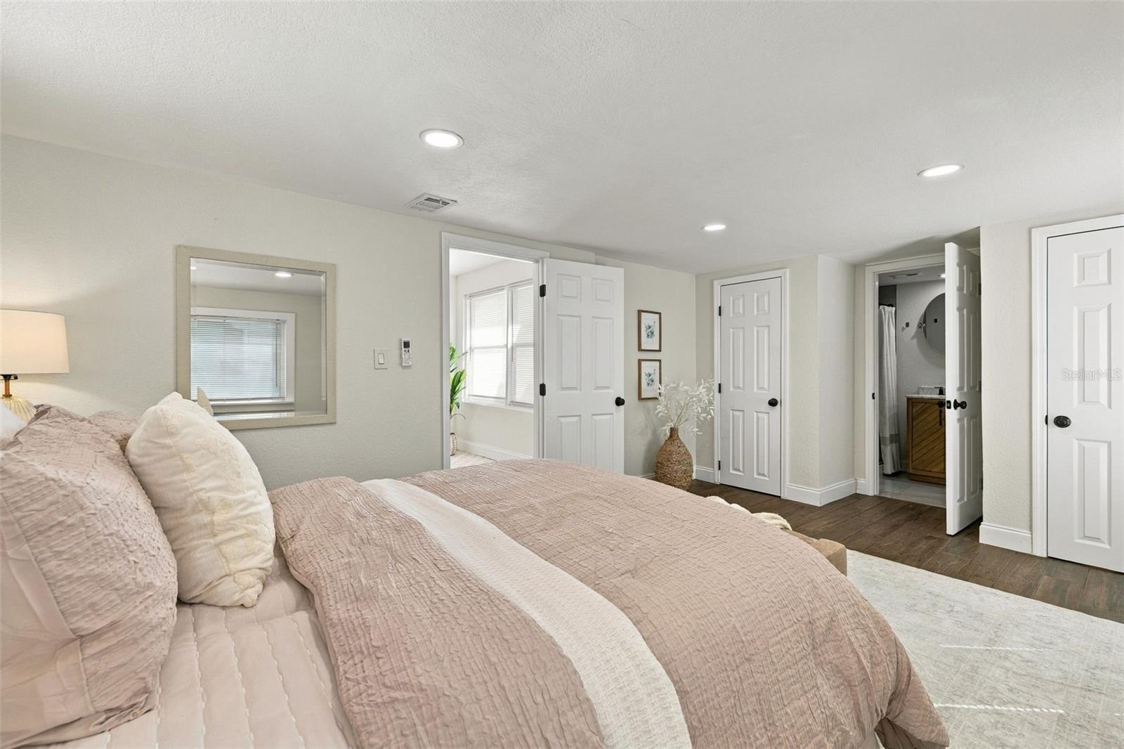 1548 CANTERBURY RD N — photo 15