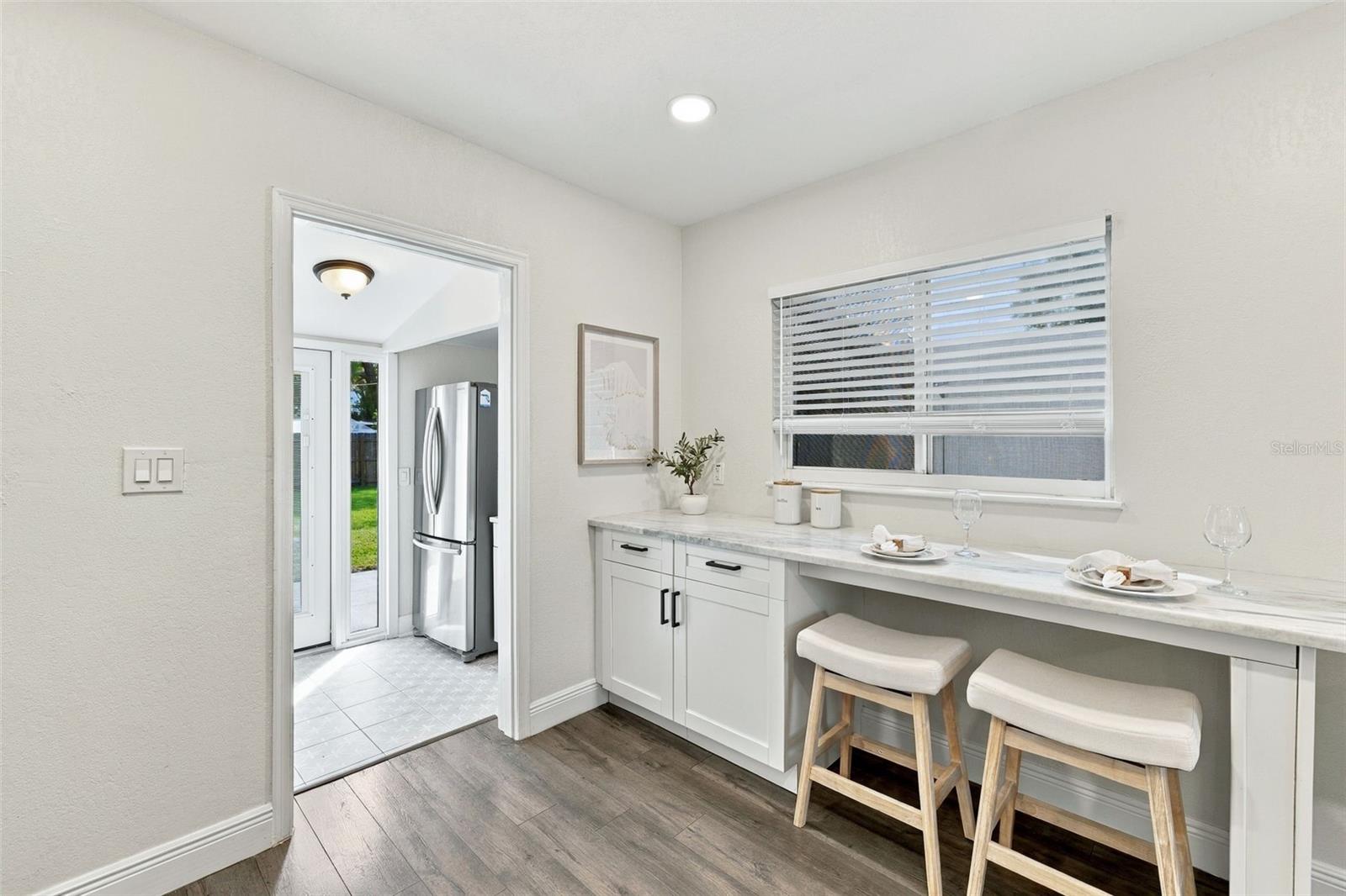 1548 CANTERBURY RD N — photo 12