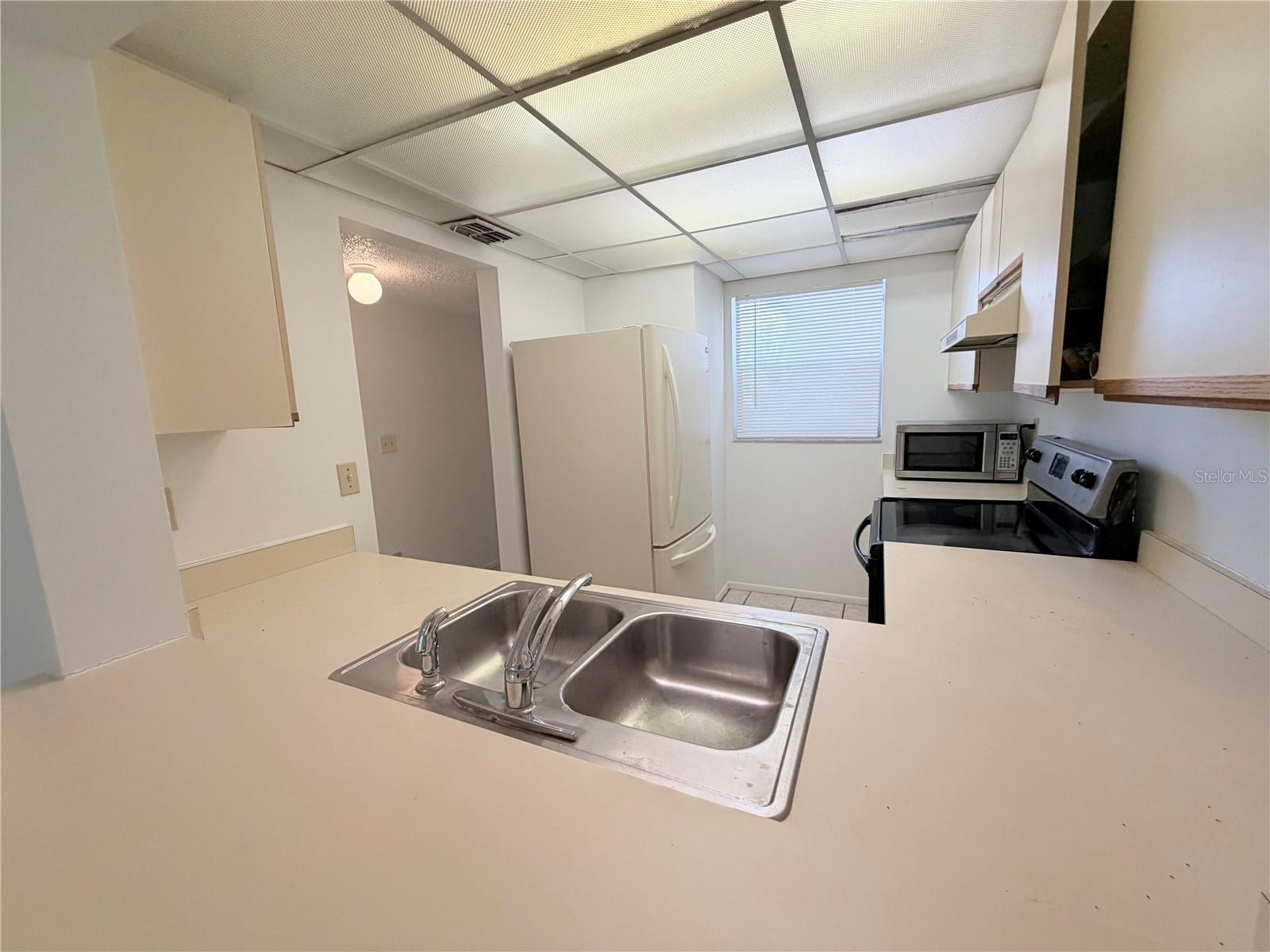 8151 HEATHERWOOD DR #111 — photo 4