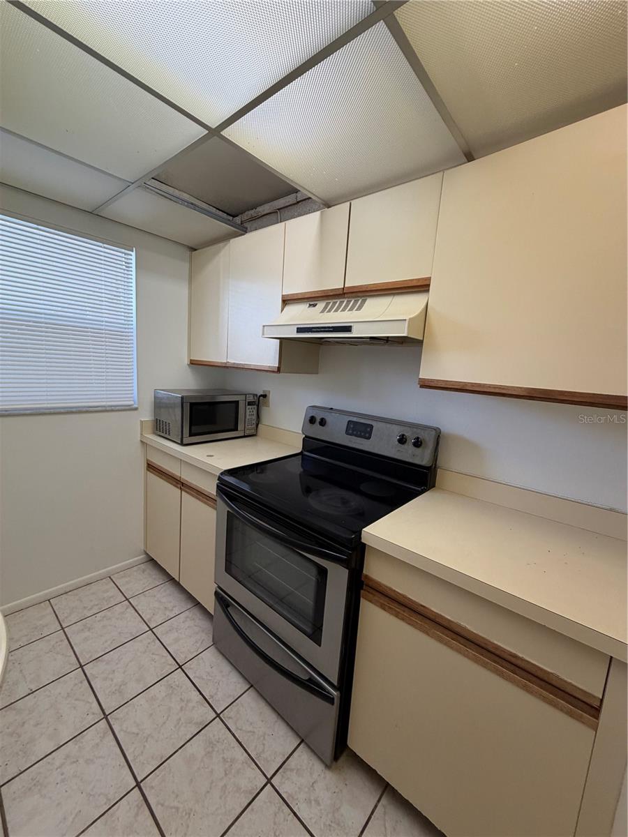 8151 HEATHERWOOD DR #111 — photo 6