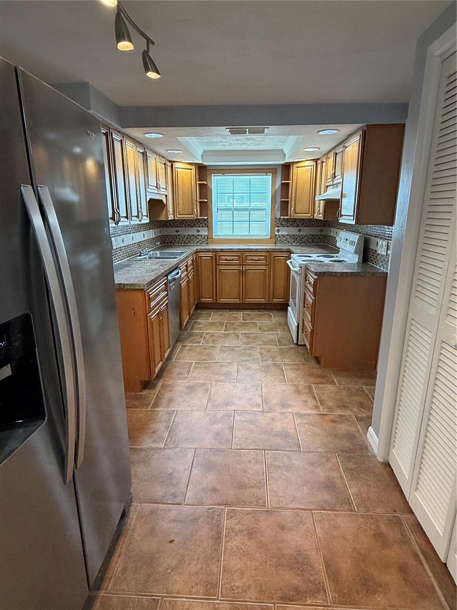 5248 SCHOOL RD — photo 4