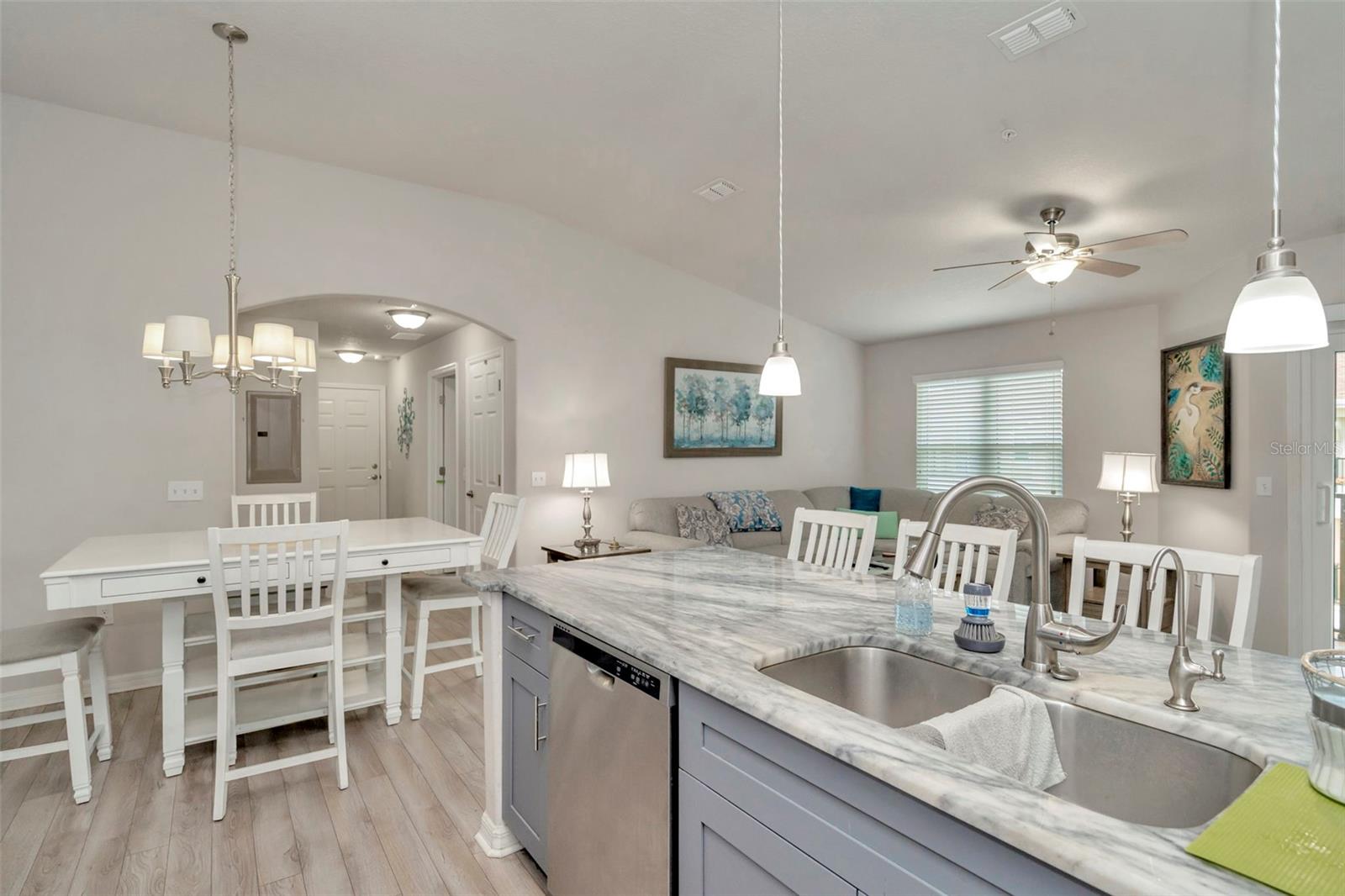 6395 BANYAN BLVD #301 — photo 11