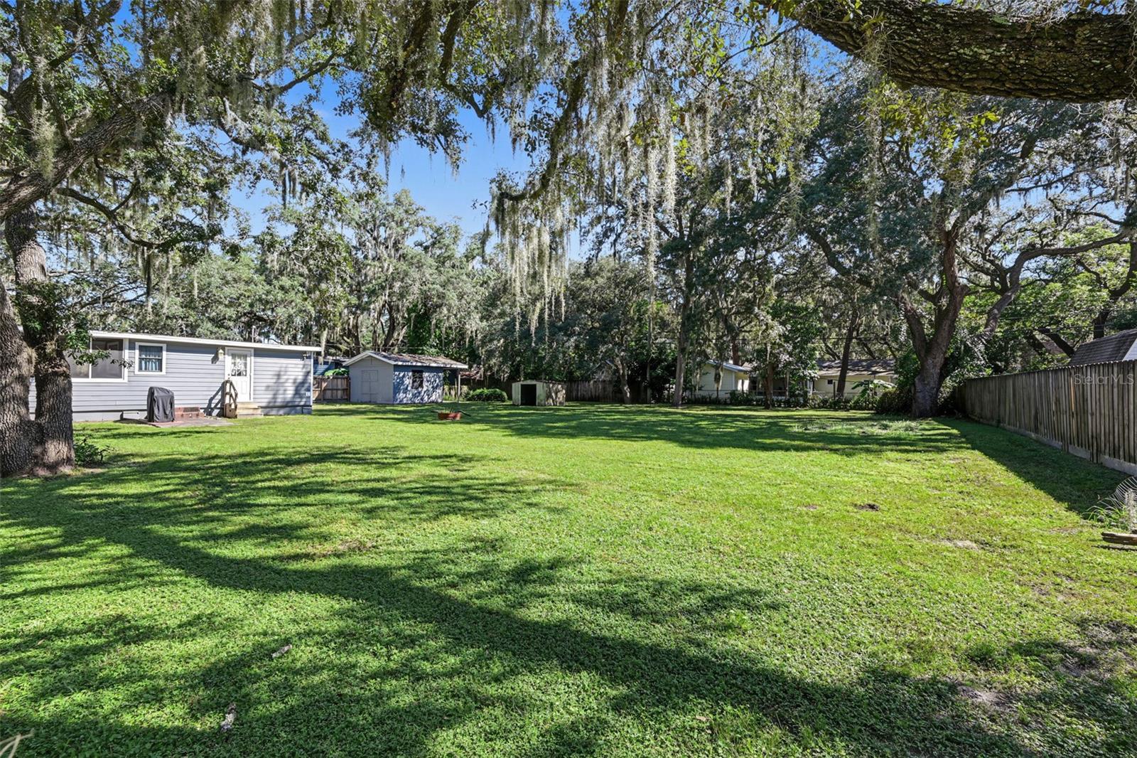 1916 BEACHWAY LN — photo 44
