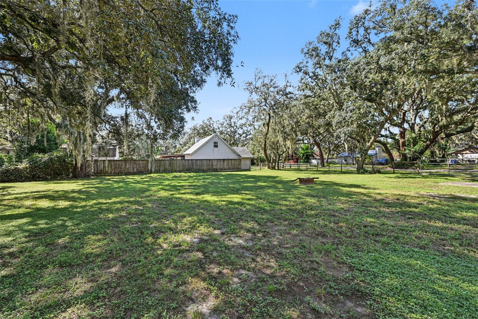 1916 BEACHWAY LN — photo 46