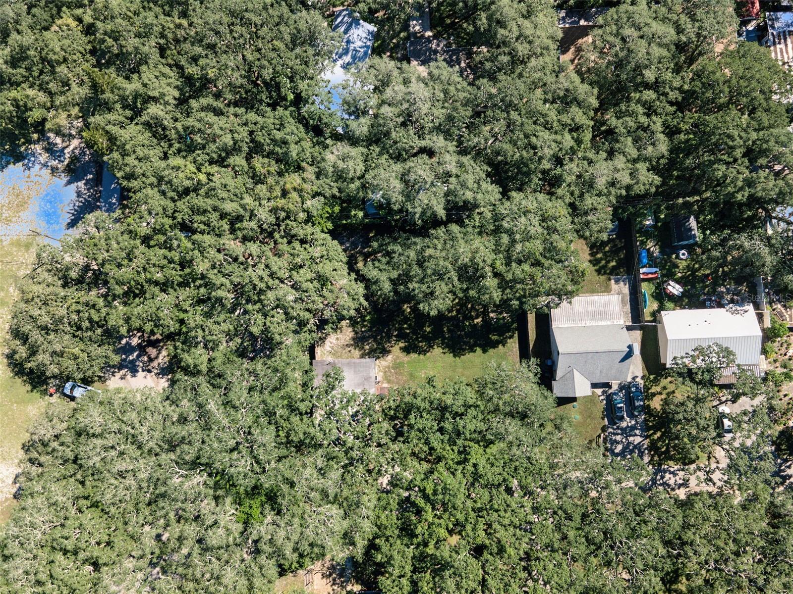 1916 BEACHWAY LN — photo 55