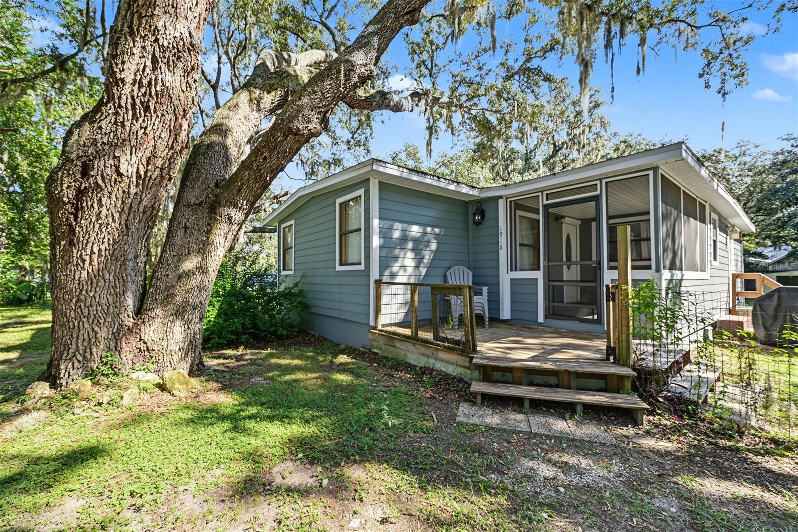 1916 BEACHWAY LN — photo 2