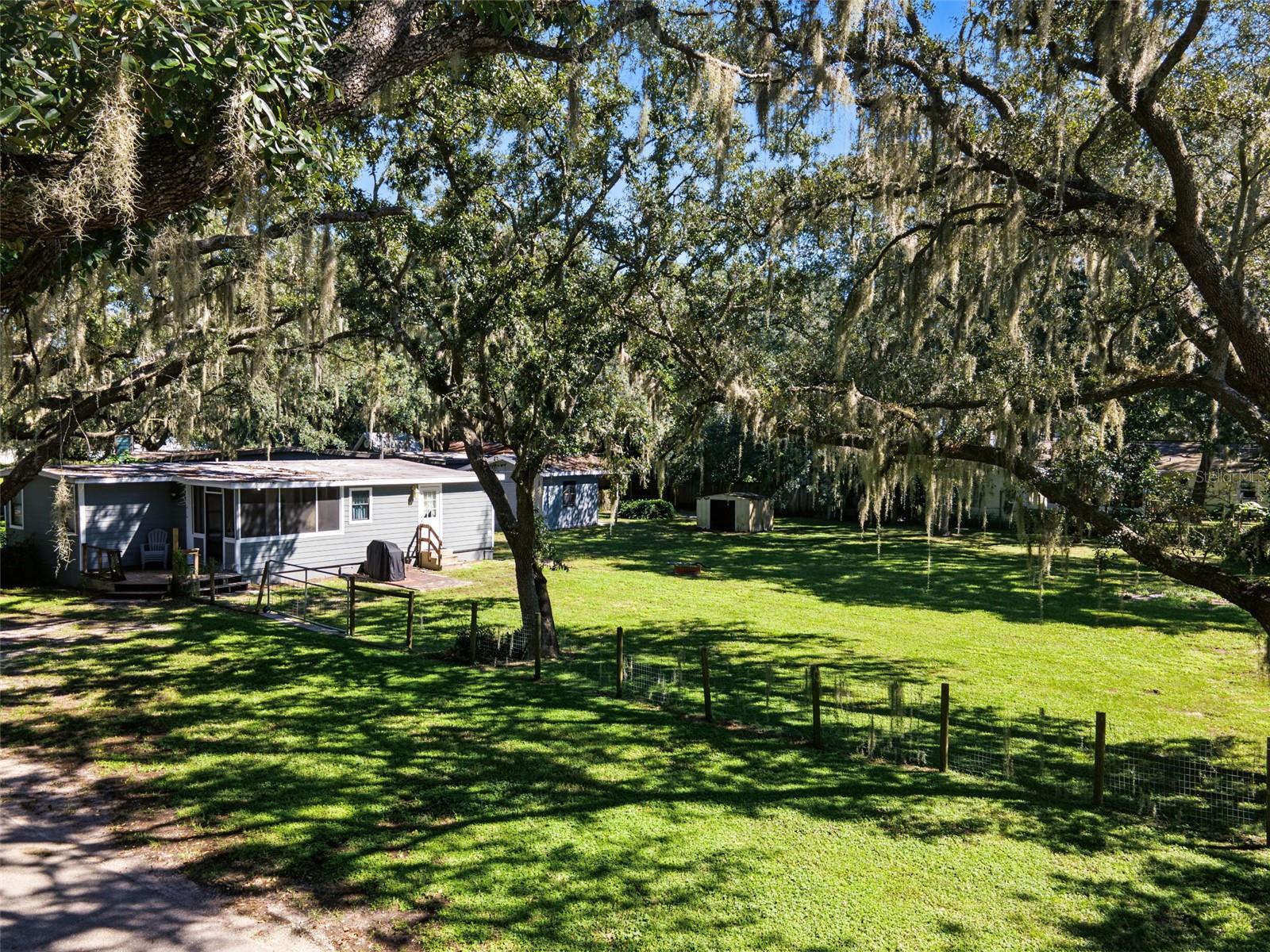 1916 BEACHWAY LN — photo 5