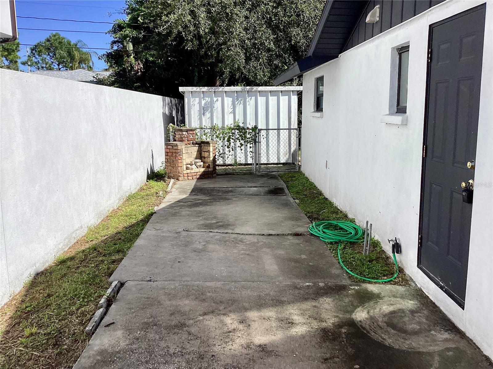 3524 CHAPEL DR — photo 15