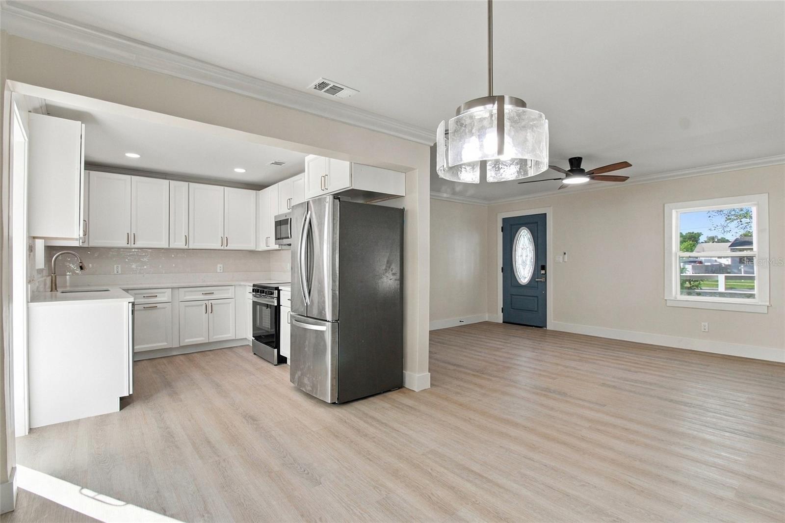 4540 EMERSON AVE S — photo 8
