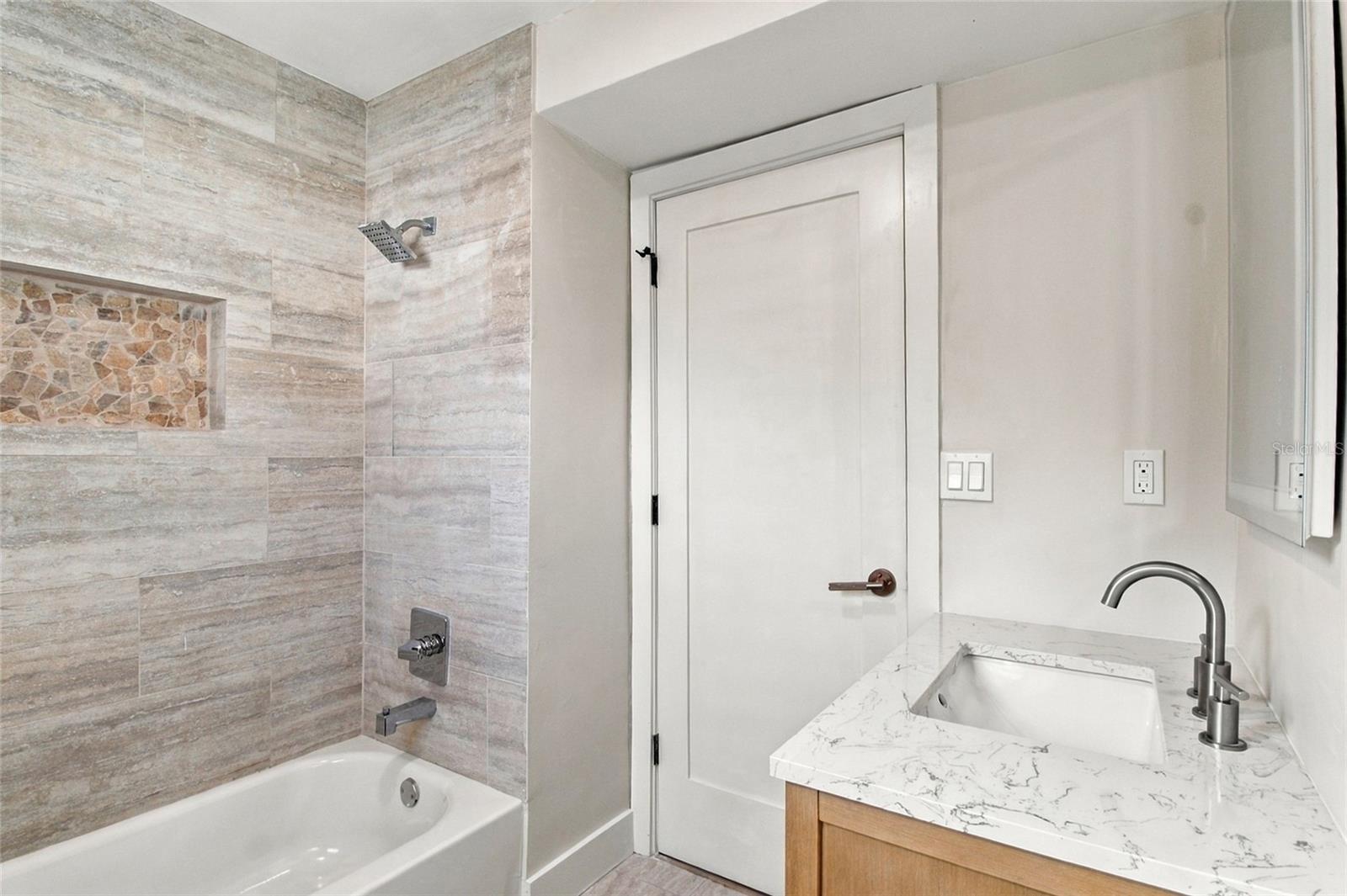 4540 EMERSON AVE S — photo 17