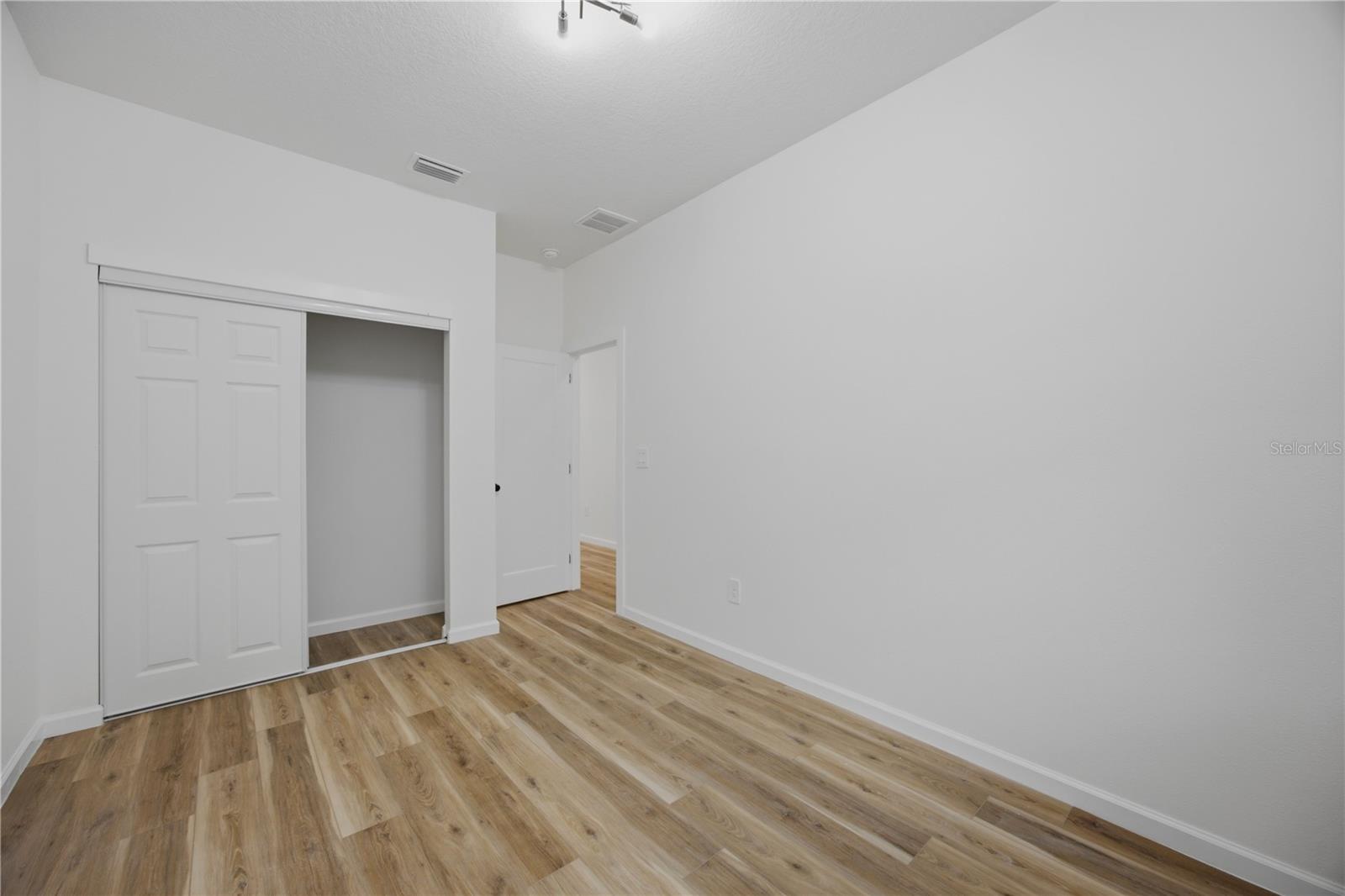 3109 E 22ND AVE — photo 23