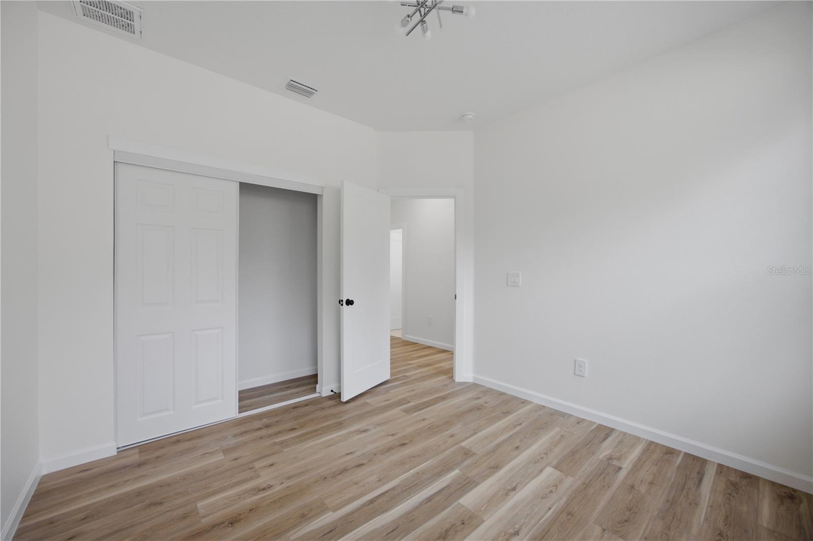 3109 E 22ND AVE — photo 21