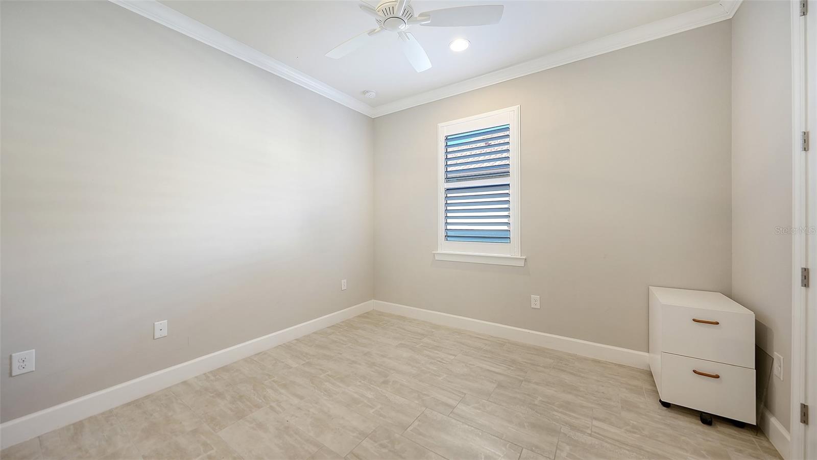 16925 PELHAM PL — photo 29