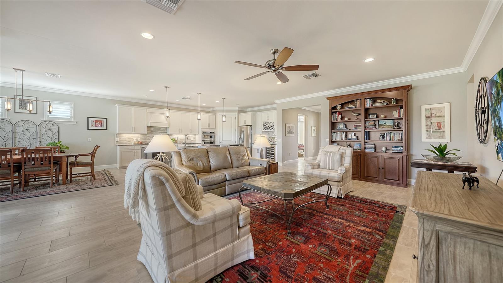 16925 PELHAM PL — photo 18